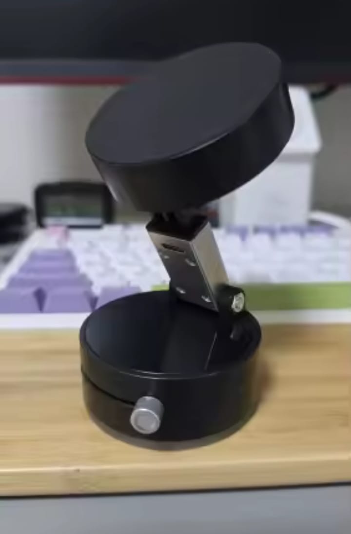 Universal Magnetic Phone Stand
